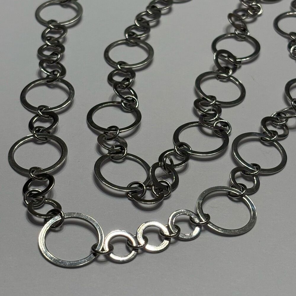 Chico’s Alternating Endless Circle Hoop Link Silver Tone Chain Necklace - Picture 5 of 5
